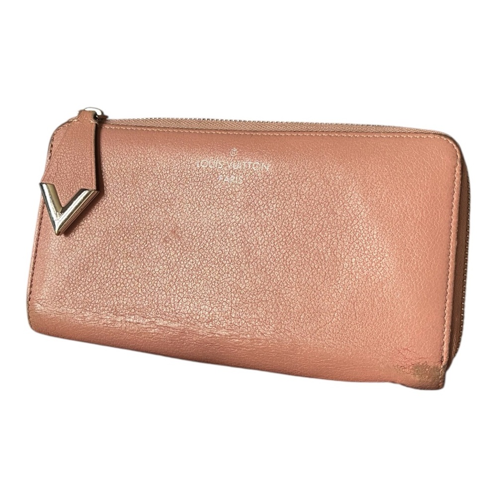 Louis Vuitton Comète wallet in Pink Taurillon leather